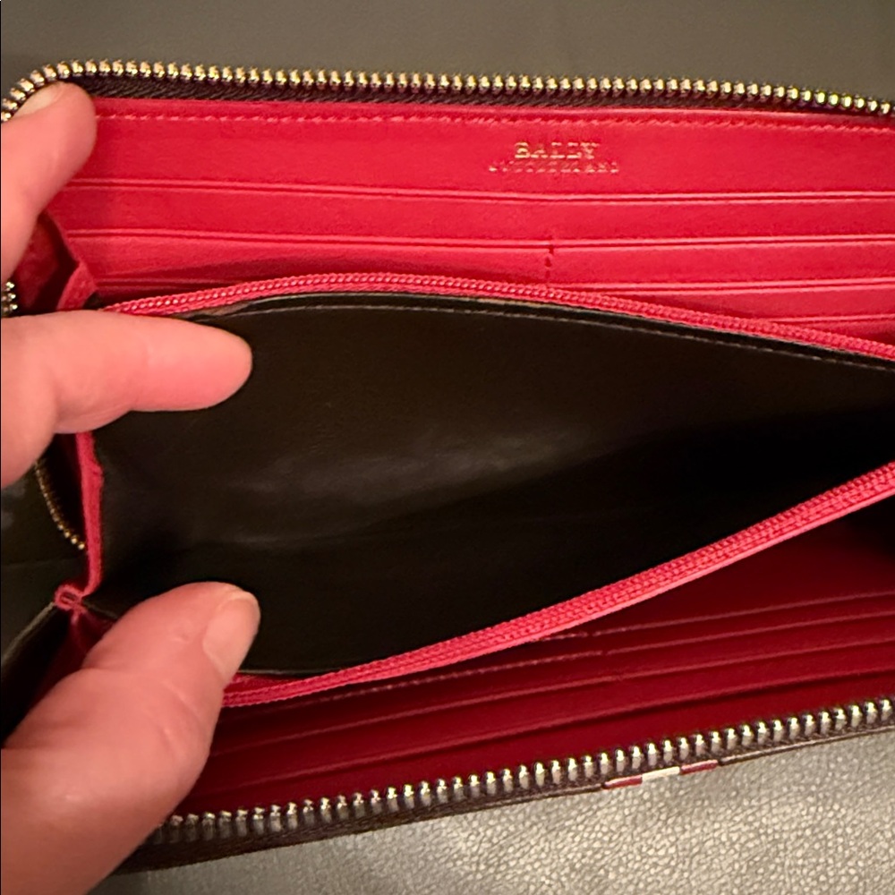 Authentic Bally Wallets Leather [Used] - image 8